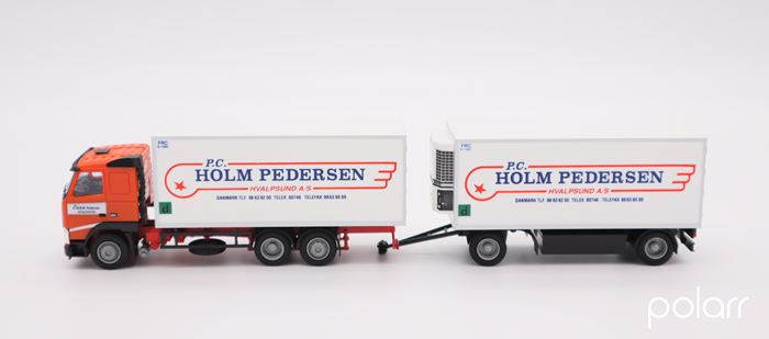 AWM Volvo lastbil med hænger 'Holm Pedersen'
