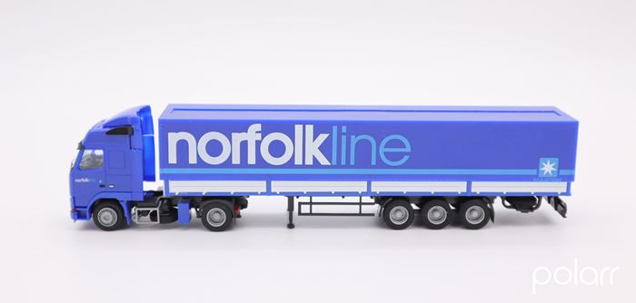 AWM Volvo lastvogn med sættevogn 'Norfolk Line Maersk'