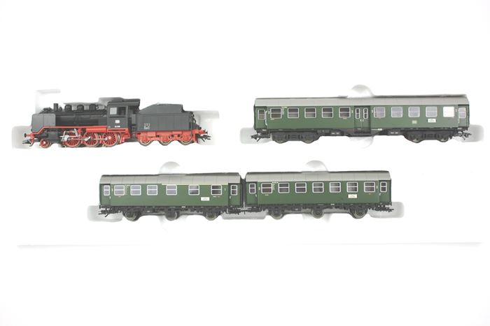 Märklin 26564 DB passagertogsæt BR 24 epoke III, AC digital
