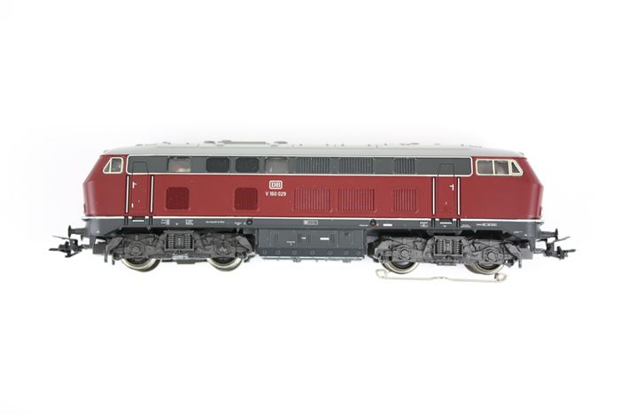 Märklin 29845 DB V 160 diesellokomotiv, AC digital med lyd