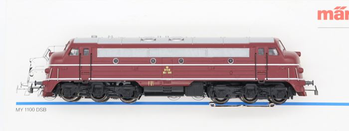 Märklin 3067.10 DSB MY 1101 diesellokomotiv, AC analog