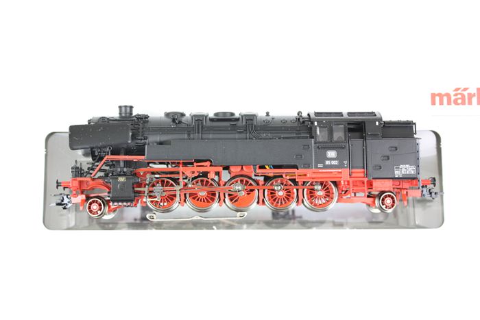 Märklin 37098-02 DB BR 85 damplokomotiv, AC digital med lyd