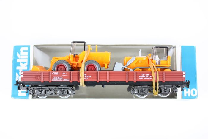 Märklin 4474 DB godsvogn med gravemaskiner
