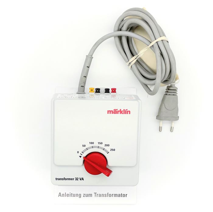 Märklin 6647 transformator 32 VA