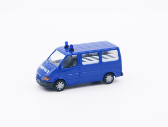 Rietze Ford Transit 2 'Militærpoliti'