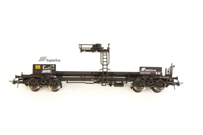 Roco 46079.1 DSB tankvogn 'Superfos'