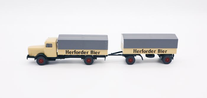 Büssing 8000 lastvogn med hænger 'Herforder Bier'